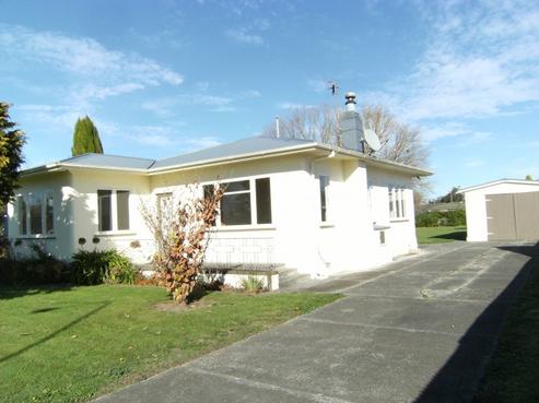 1111 Outram Road, Akina