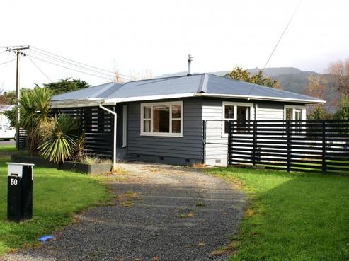 50 Waite Street, Featherston