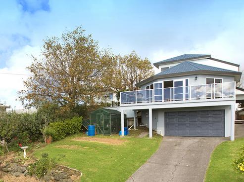 27 Totara Road, Stanmore Bay