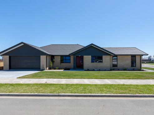 1 Settlers Close, Whalers Gate