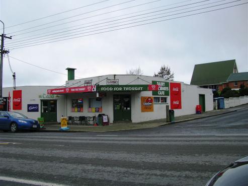 10 Main Road, Clinton and Surrounds