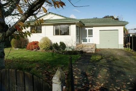 14 Moore Street, Leamington