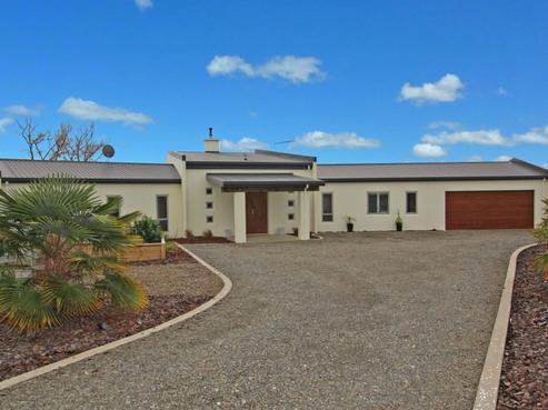 12 Paradise Avenue, Feilding