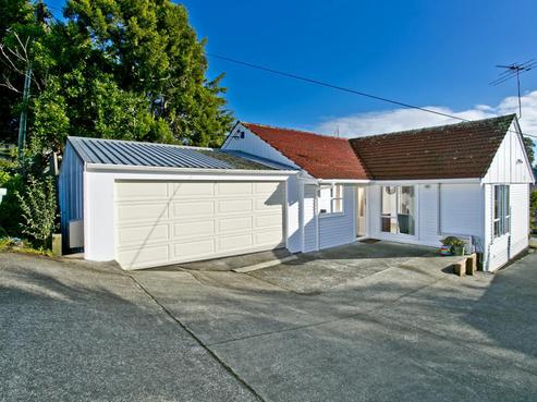 43 Manuka Road, Bayview