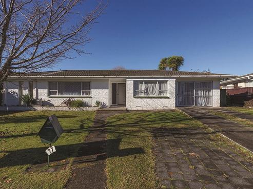 27 Hathor Street, Westbrook
