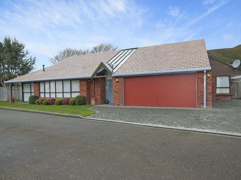 15A Rossiter Avenue, Waterloo