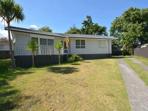 5 Glennis Place, Clendon Park