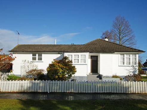 61A Kenney Crescent, Fairfield