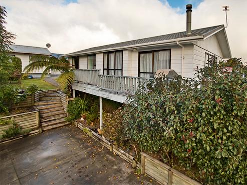 53 Riverside Drive, Waiuku