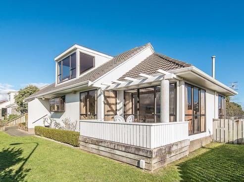 284 Manly Street, Paraparaumu Beach