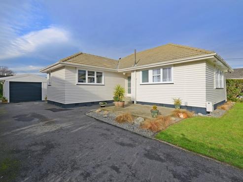 15 Robertson Street, Elderslea