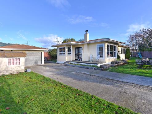 16 Lammas Street, Richmond