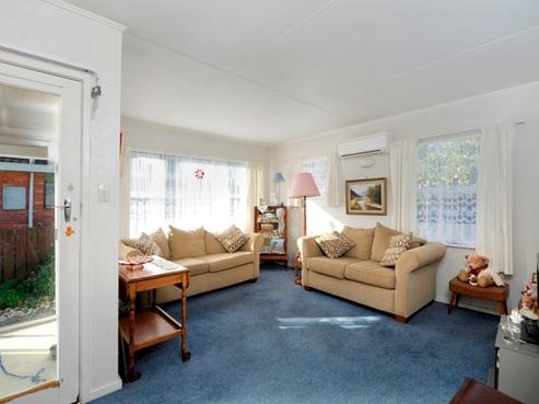 3/32 Cobham Crescent, Stoke