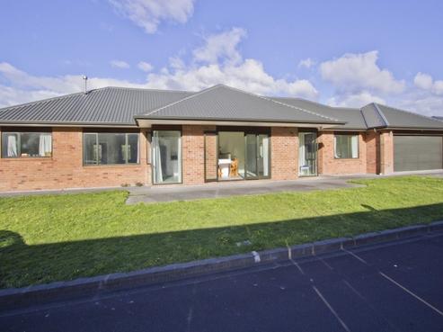 5 Cottle Heath Close, Manor Park