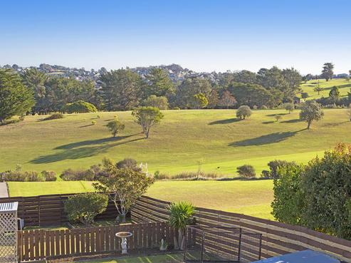 33 Shakespear Road, Army Bay
