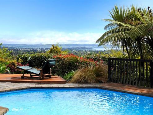 10 Exeter Place, Tihiotonga