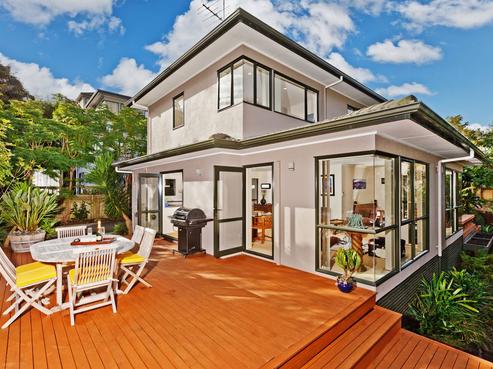 25/90A Onewa Road, Northcote Point