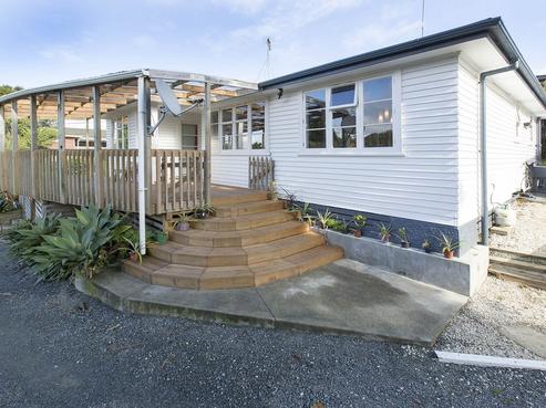 15 Hinemoa Street, Onerahi