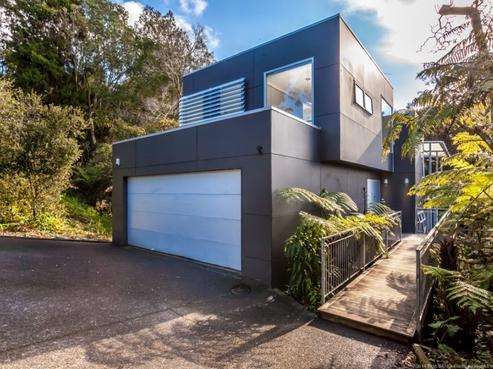 225 Godley Road, Titirangi