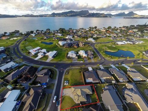 3 Mamaku Drive, One Tree Point