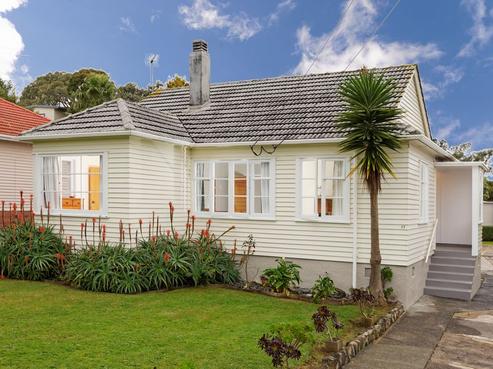 17 Te Kawa Road, One Tree Hill