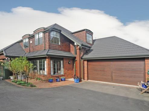 2/22 Kauri Street, Woburn