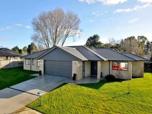 12 Twin Willow Close, Cambridge