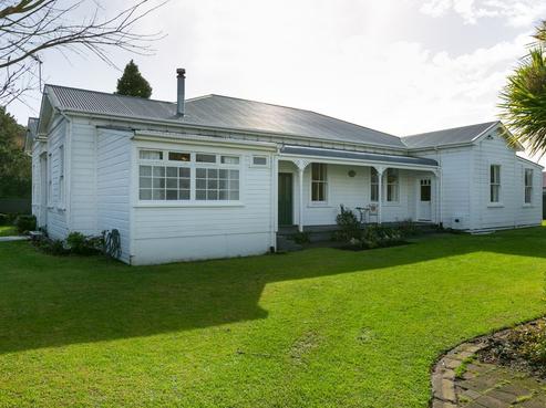 32 Memorial Place, Waitara