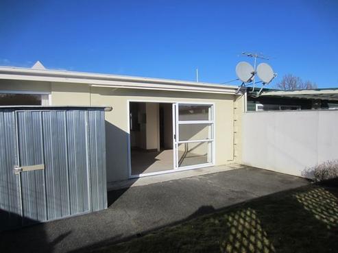 2/6A Gregg Street, Alexandra