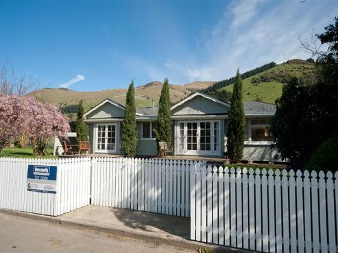 4215 Christchurch Akaroa Road, Little River