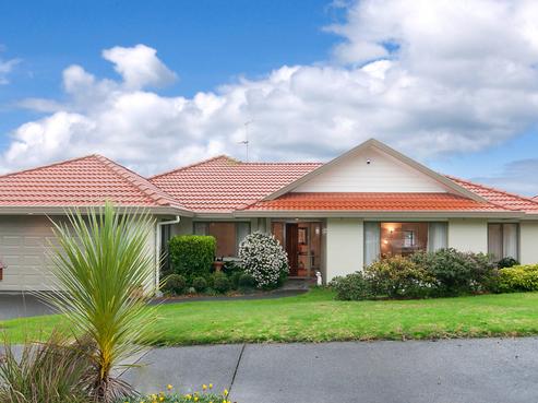 38 Gillett Place, Botany Downs