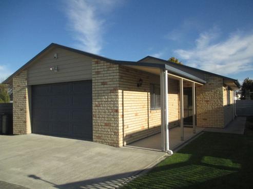 38B Lanark Street, Balclutha