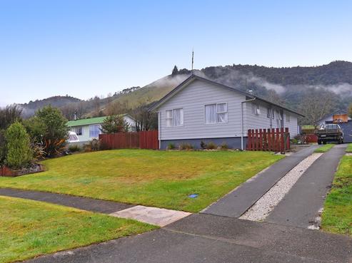 4 Totara Street, Tapawera