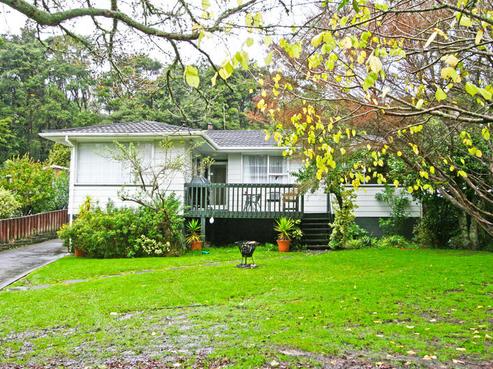 12 Staincross Street, Green Bay