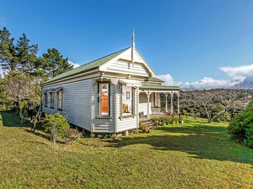 182 Gills Road, Albany Heights