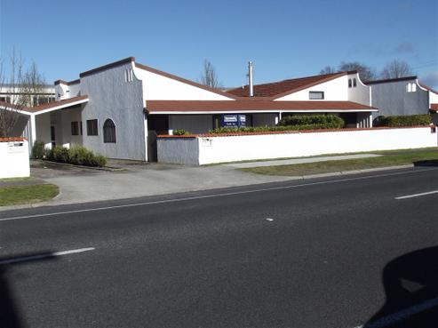2/121 Heuheu Street, Taupo