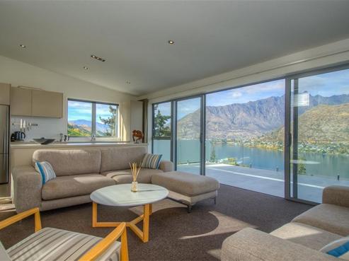 9 Goldrush Way, Queenstown Central