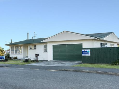 12 Langbein Street, Stoke