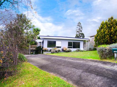 16 Macnay Way, Murrays Bay