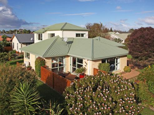 8 Brookesmith Drive, Waiuku