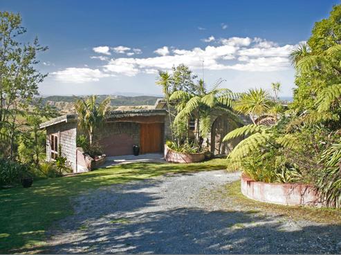 320 Govan Wilson Road, Whangaripo
