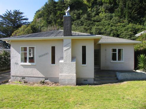 53 Burns Road, Napier Hill
