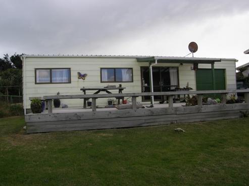 34 Hunia Terrace, Himatangi Beach