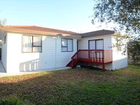 2/5 Ebenezer Way, Clendon Park