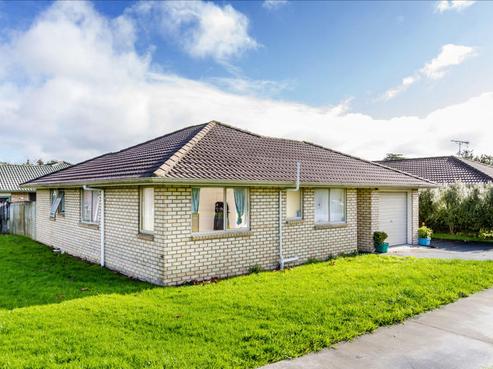 2 Knox Road, Swanson