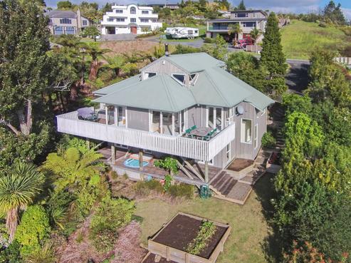 122 Pacific View Drive, Whangamata