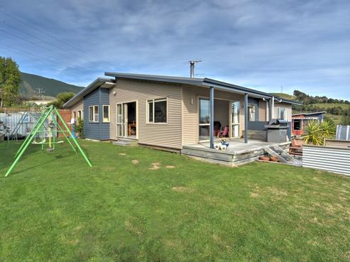 29 Ngawhatu Road, Stoke