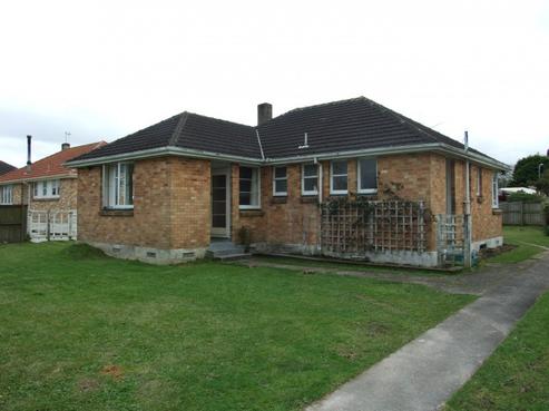 41 Slim Street, Bader