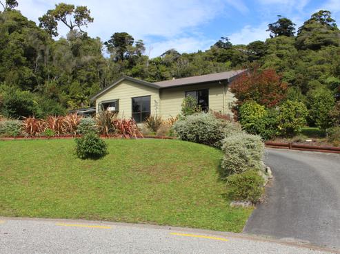 64 Power Road, Karoro