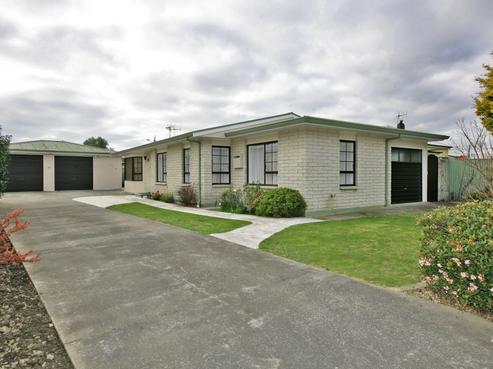 401 Burnett Street, Mahora